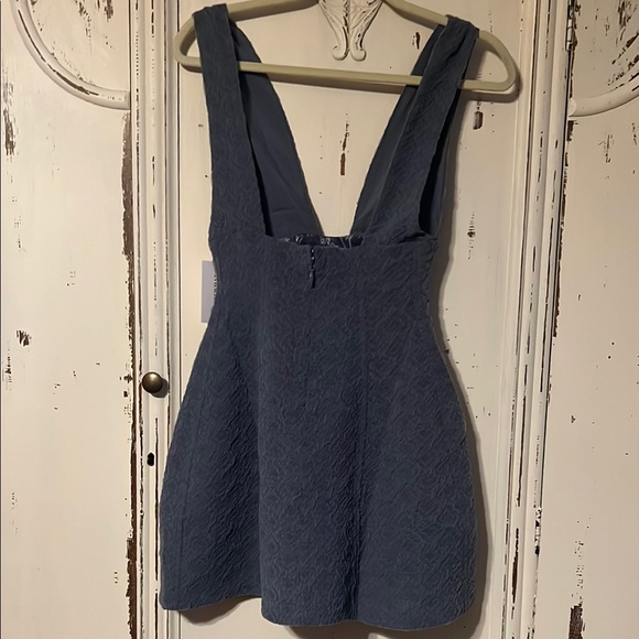 WeWoreWhat Blue Plunge Neck A-Line Sundress - Picture 12 of 15